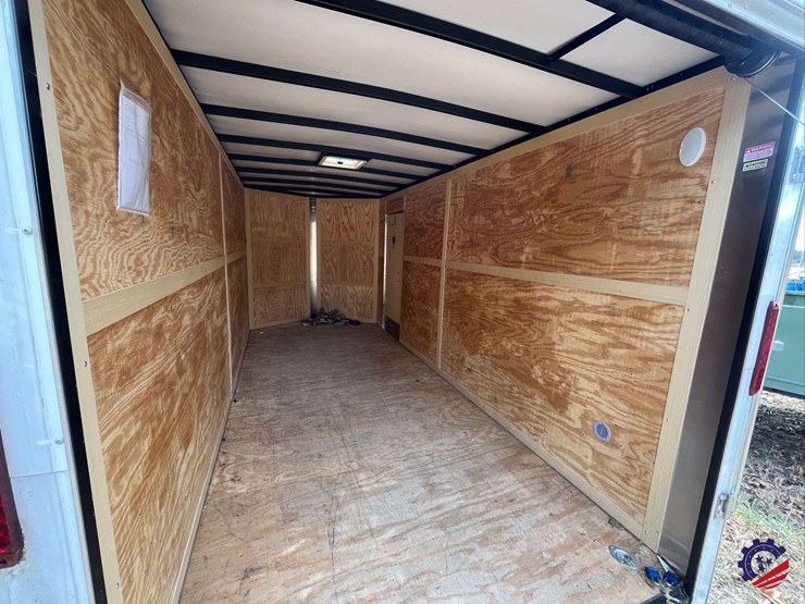 2023-homesteader-16’-enclosed-tag-trailer-image-16