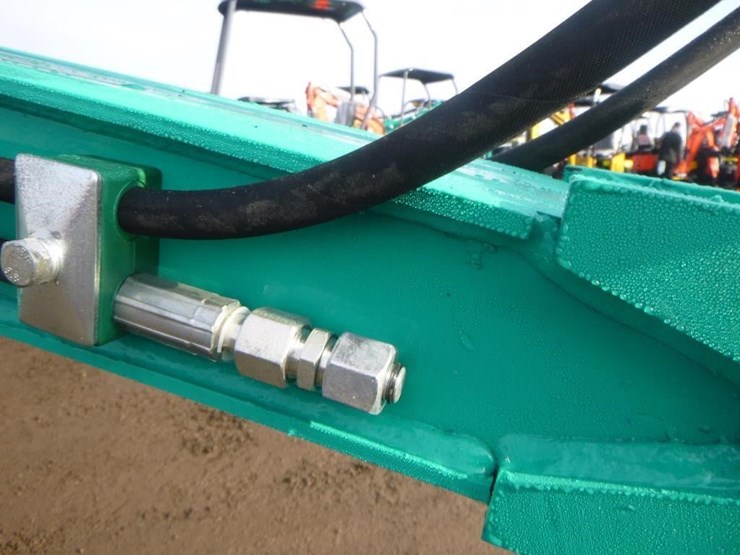 agt-mh12rx-hydraulic-excavator-image-13