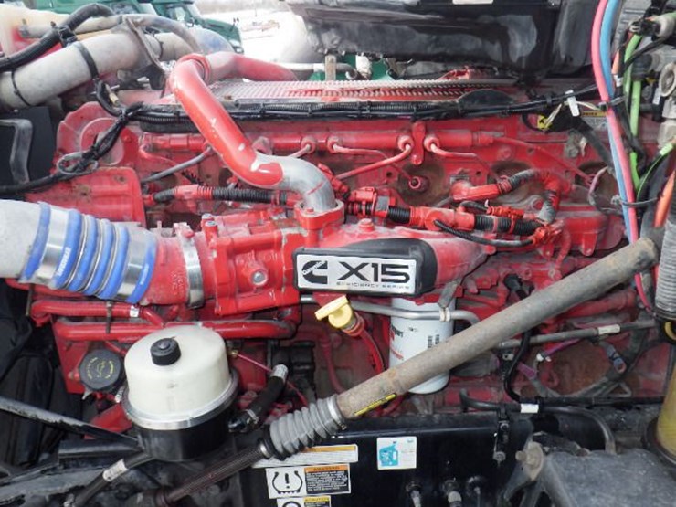 2019-peterbilt-579-image-28