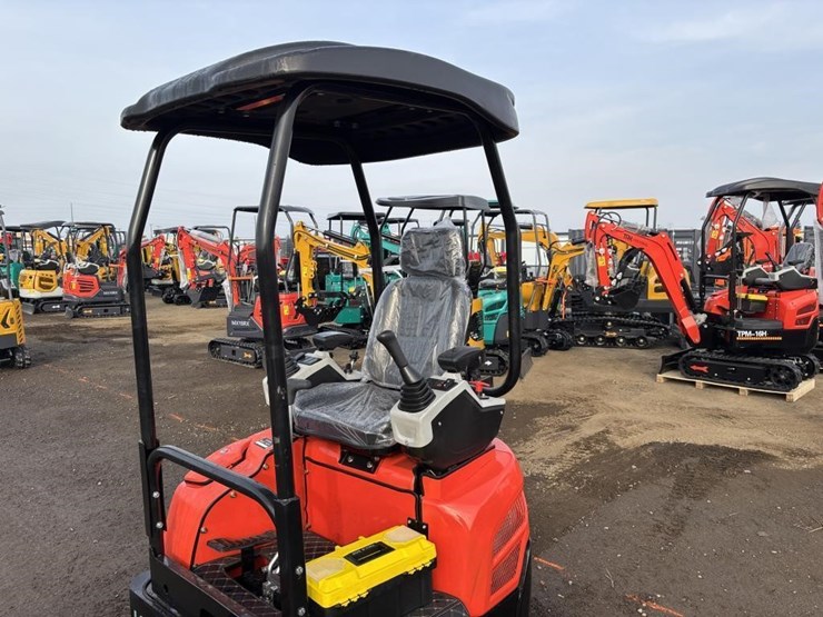 2025-tpm-18k-hydraulic-excavator-image-18