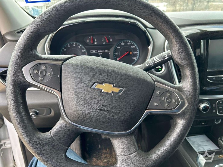 2018-chevrolet-traverse-image-15