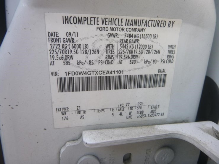 2012-ford-f450-image-19