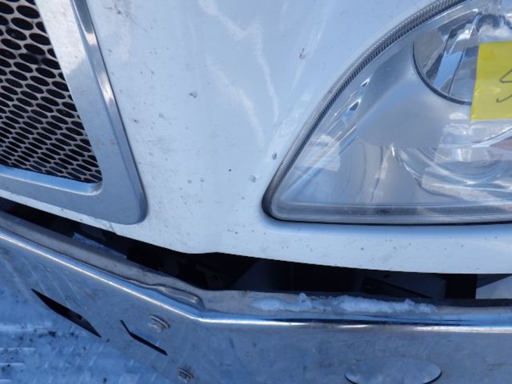 2021-peterbilt-579-image-2