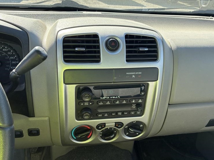 2008-chevrolet-colorado-image-13