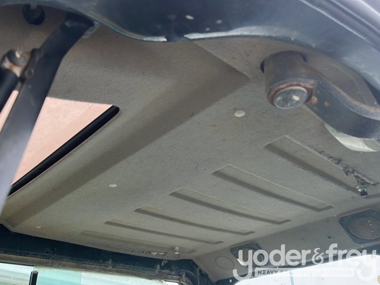 caterpillar-305-image-36