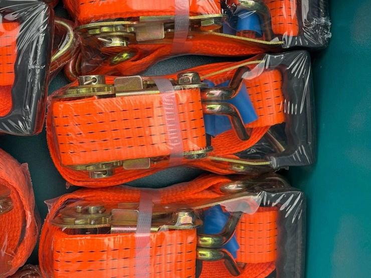 (12)-heavy-duty-ratchet-straps-w/-metal-storage-box-new-image-7