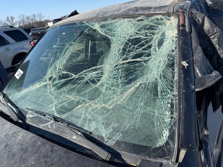 2001-chevrolet-tracker-image-32