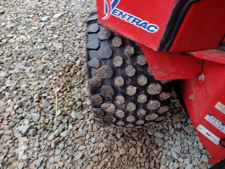 ventrac-3400l-lawn-mower-w/broom-image-23