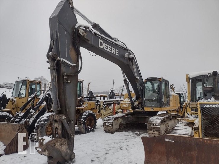 deere-350g-lc-image-1