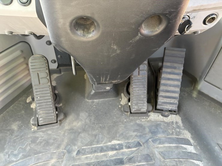 komatsu-wa380-image-27