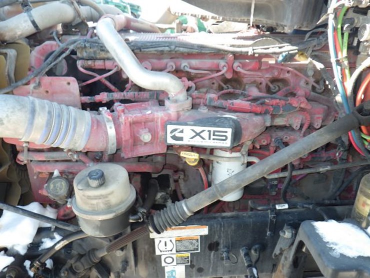 2019-peterbilt-579-image-23