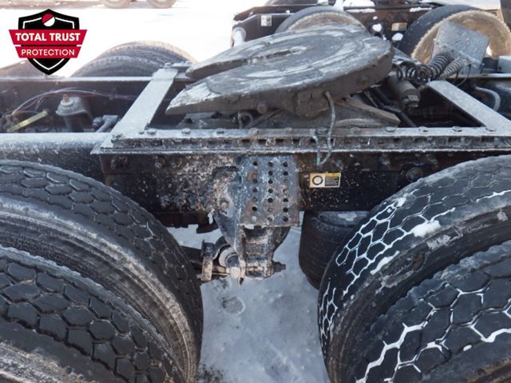 2020-kenworth-t680-image-9