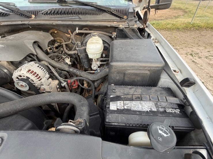 2004-gmc-1500-image-45