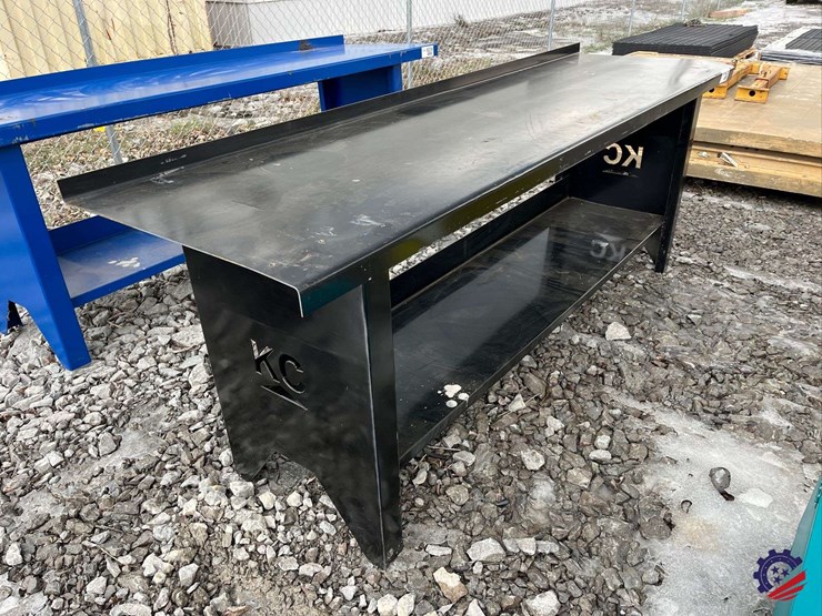 kc-90”-steel-shop-table-image-4