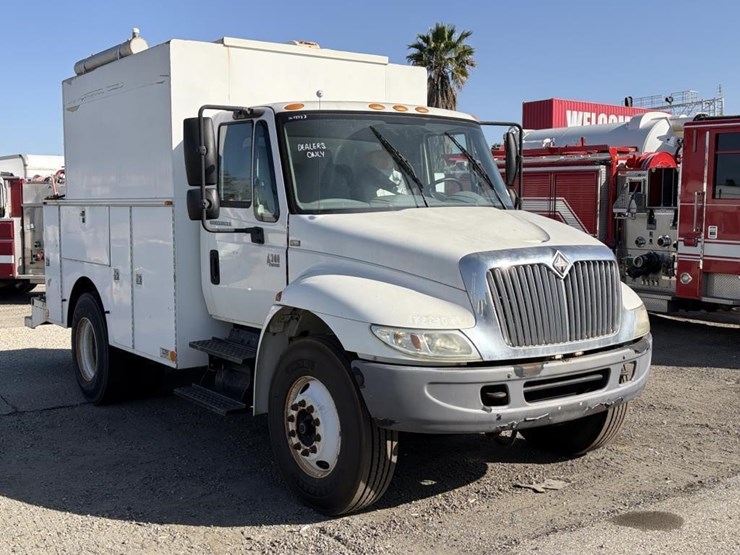 2004-international-4300-sba-image-3