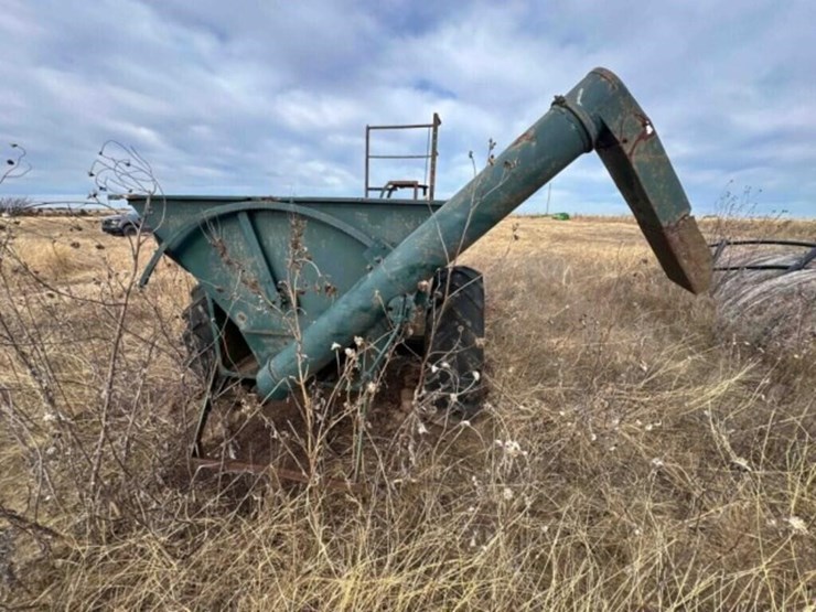 pull-type-grain-cart/feed-wagon-image-7