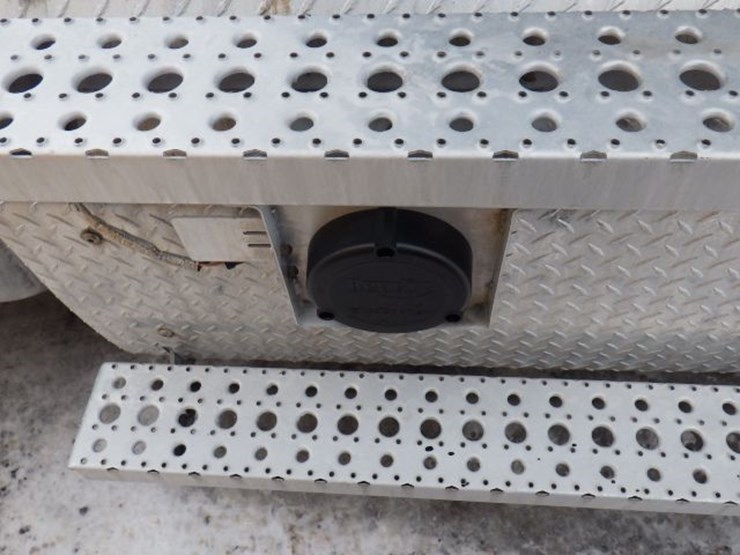 2020-freightliner-cascadia-116-image-6