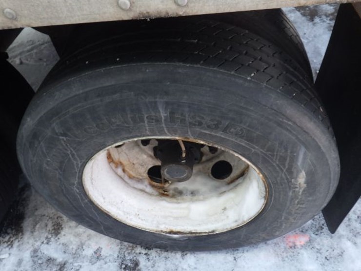 2016-great-dane-van-image-19