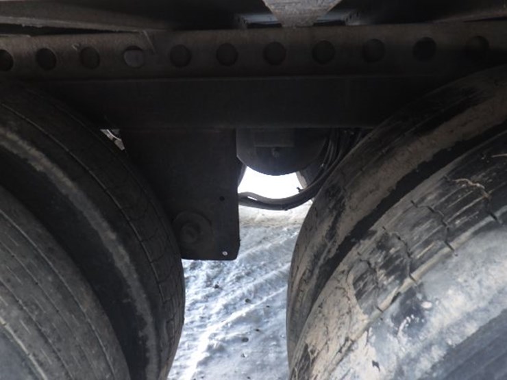 2017-hyundai-translead-image-8