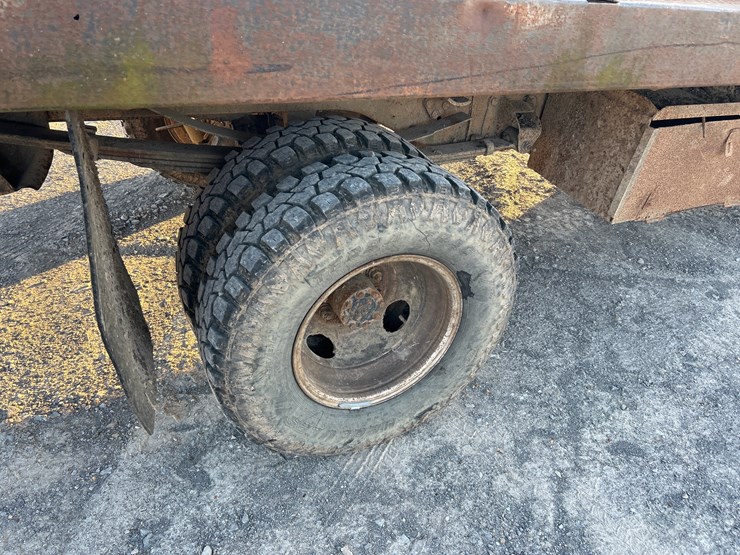 1995-dodge-3500-image-7