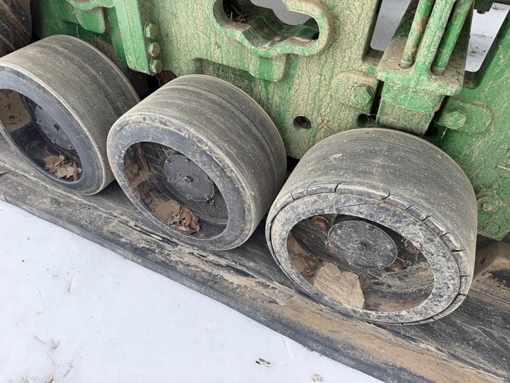 2015-john-deere-8370rt-image-5