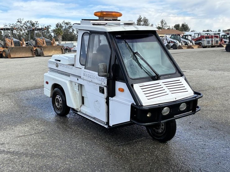 2011-westward-industries-go.4---3-wheel-vehicle-image-2