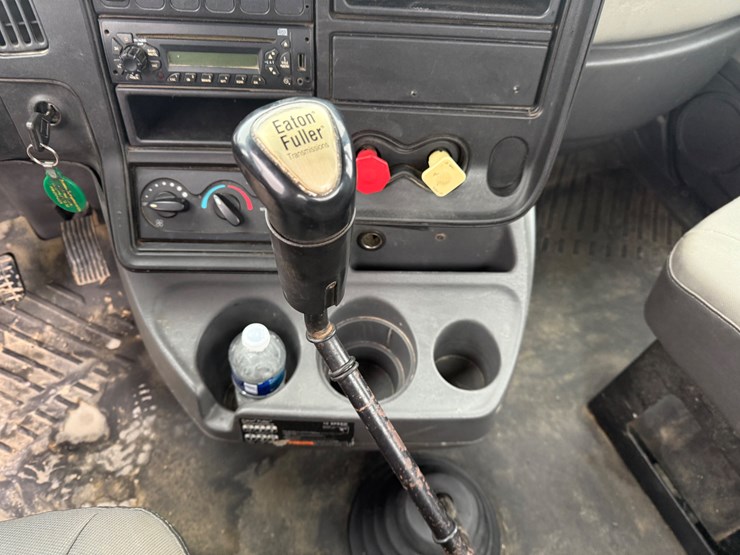 2013-timpte-hopper-bottom-image-61