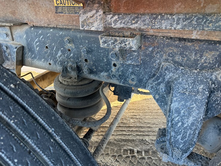 2010-kenworth-t800-image-12