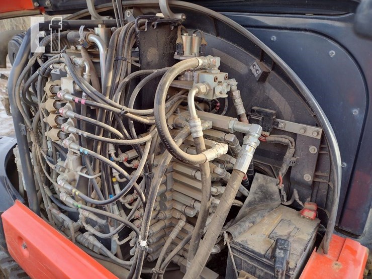 2017-kubota-kx040-4-image-46