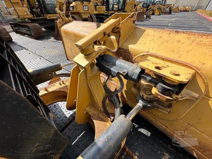 2013-caterpillar-d5k2-lgp-image-31