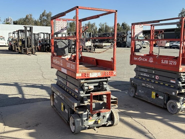 skyjack-sjiii3219-image-4