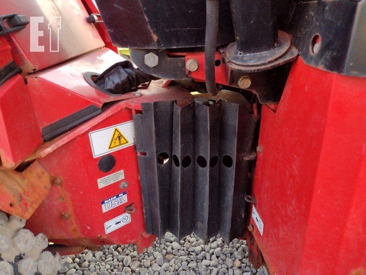 ventrac-3400l-lawn-mower-w/blade-&-broom-image-25