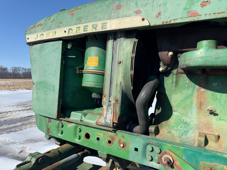 john-deere-4020-image-34