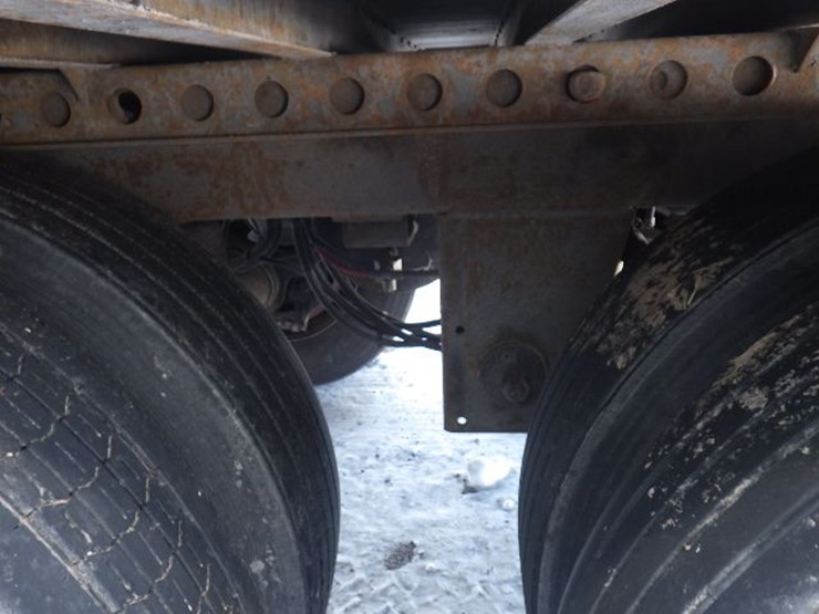 2016-hyundai-translead-image-16