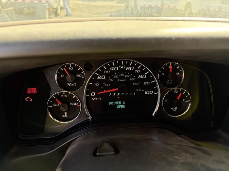 2008-utility-van-image-15