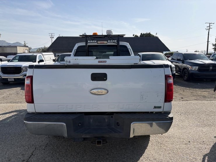 2011-ford-f250-sd-xlt-image-6