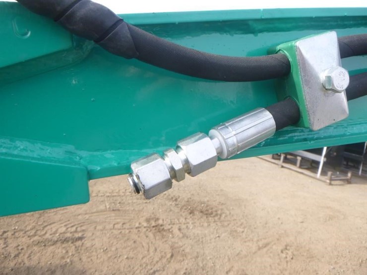 2025-agt-h15r-hydraulic-excavator-image-14