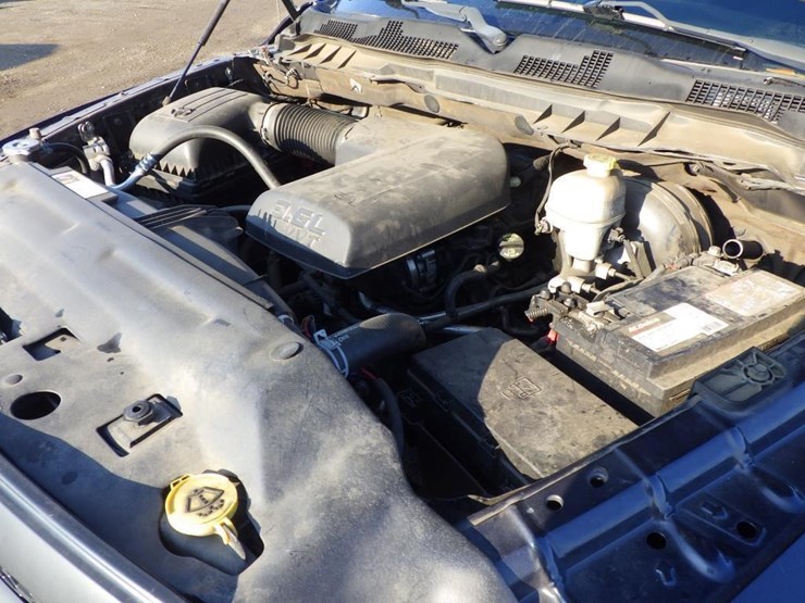 2016-dodge-1500-image-10