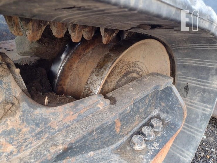 2019-bobcat-t770-image-36