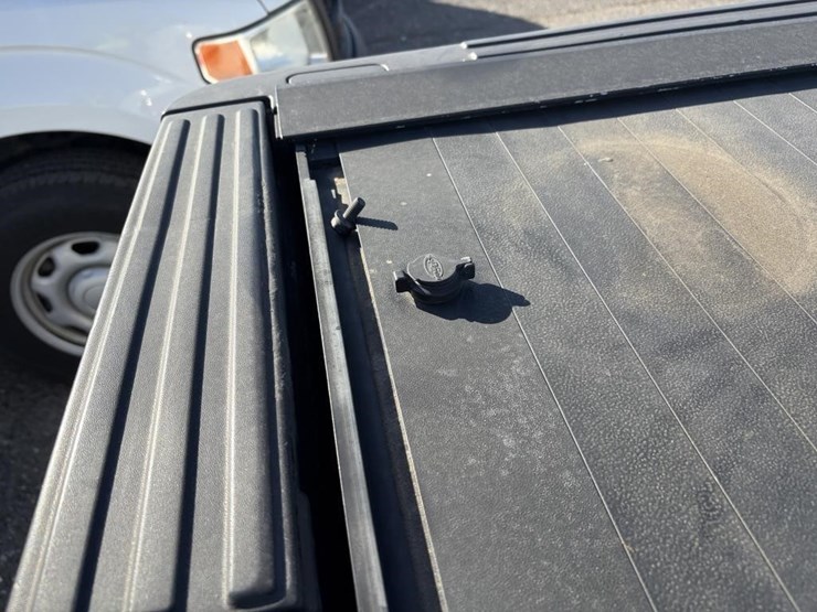 2014-ford-f150-image-32