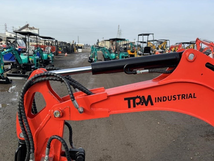 2025-tpm-18k-hydraulic-excavator-image-14