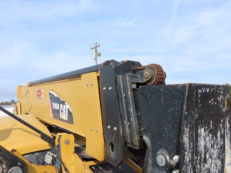 2017-caterpillar-tl1055d-image-5