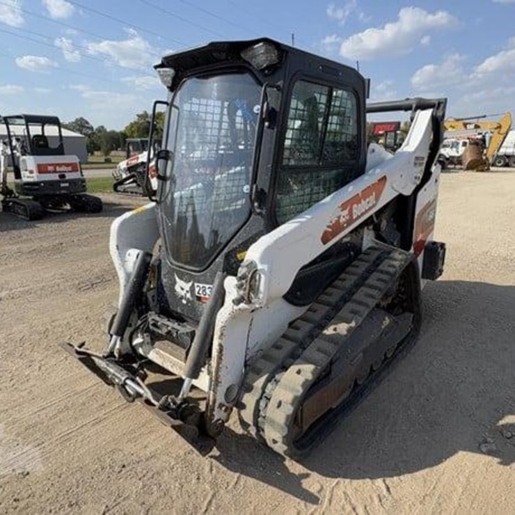 2021 BOBCAT T66