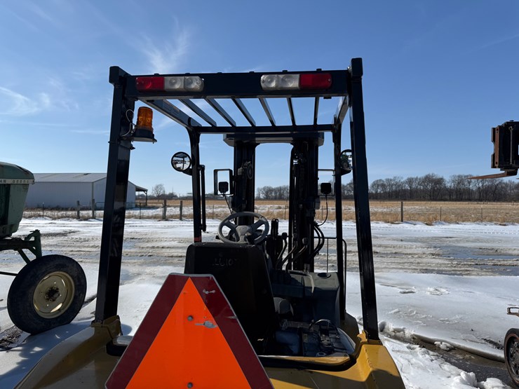 caterpillar-c5000-image-18