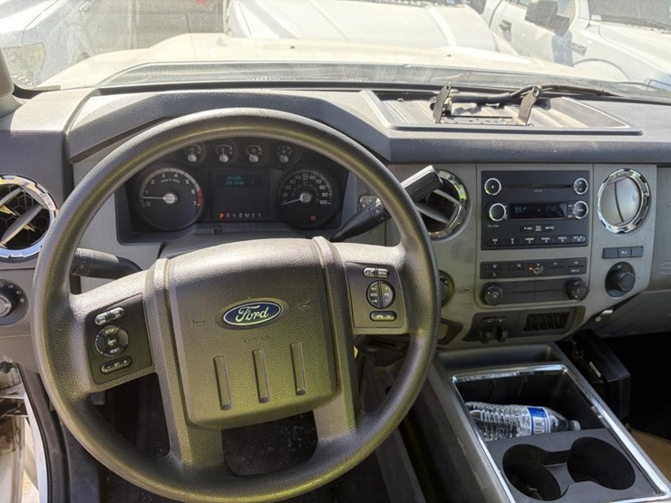 2011-ford-f250-image-11