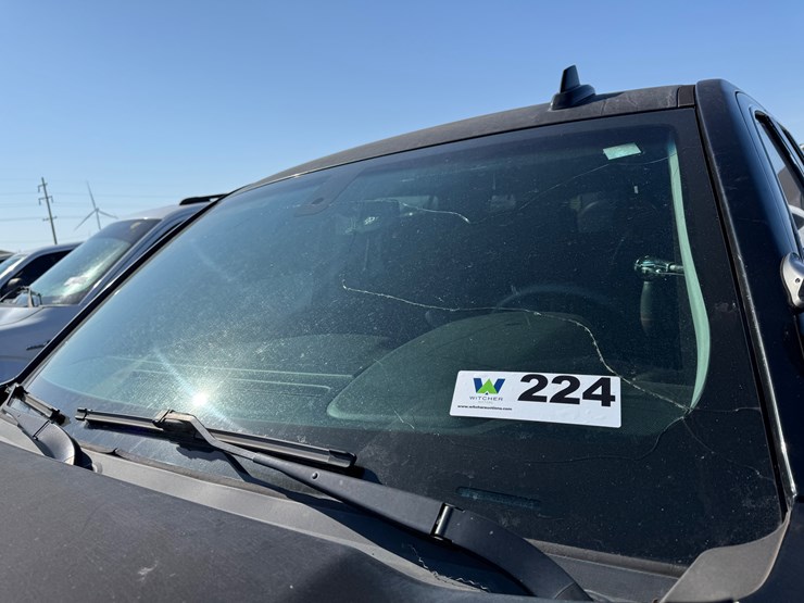 2015-chevrolet-tahoe-image-20