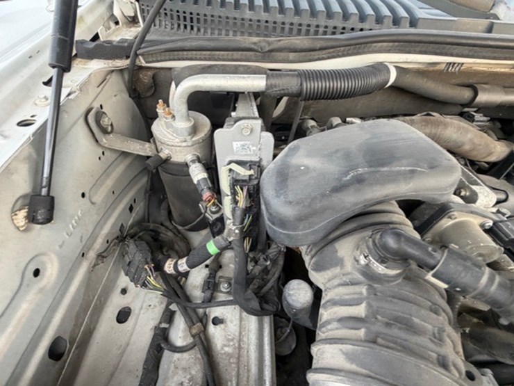 2011-ford-explorer-image-52