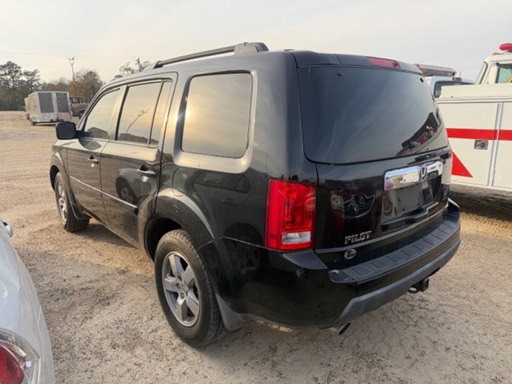 2011-honda-pilot-image-4