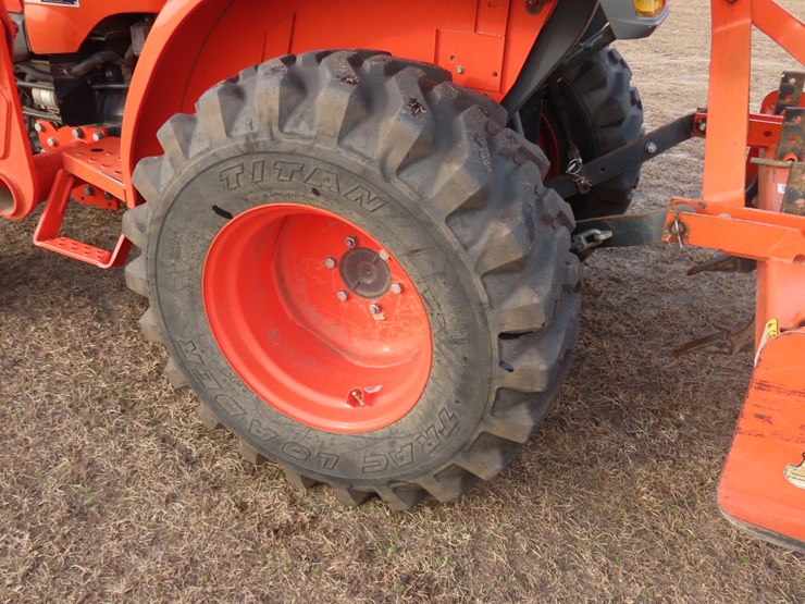 2020-kubota-l3901-image-13