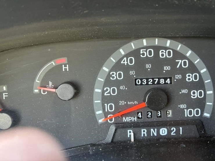 2002-ford-e250-image-16